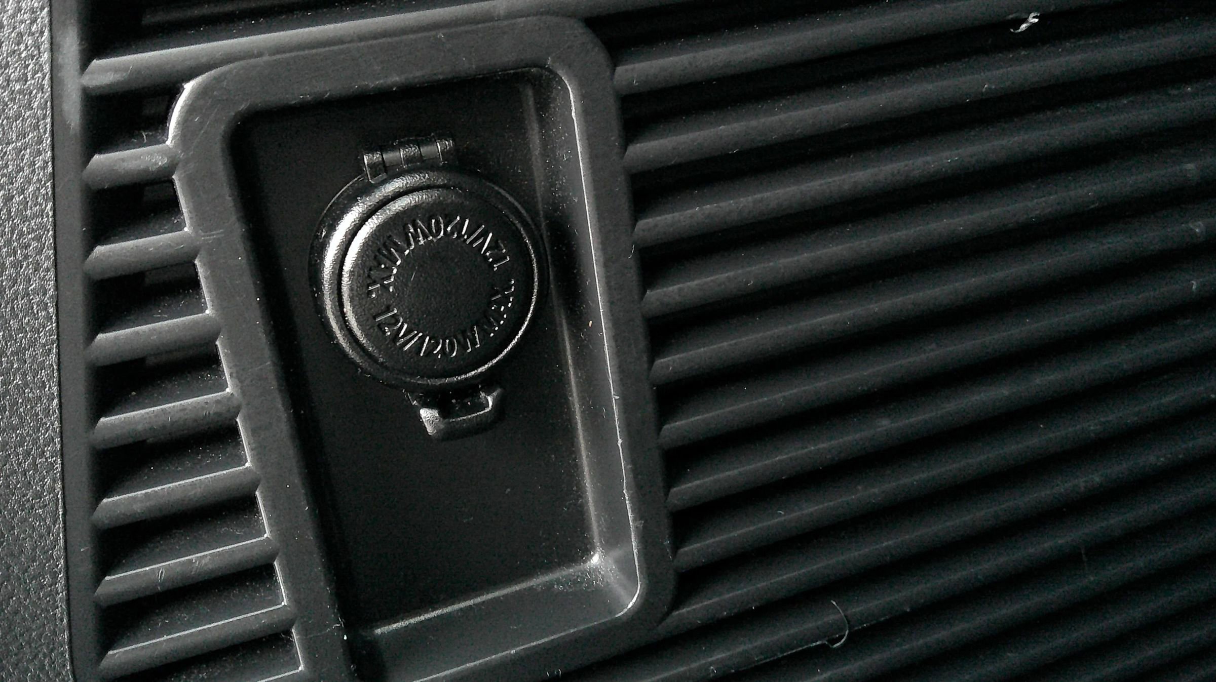 Used 2019 Subaru Ascent Premium image 18