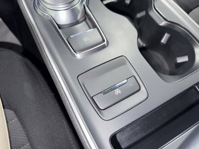 Used 2022 Ford Edge SE image 21