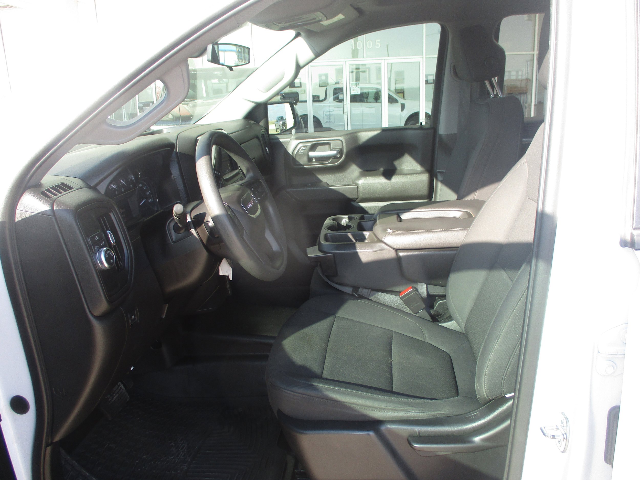 Used 2021 GMC Sierra 1500 2WD Double Cab w/ Sierra Value Package image 4