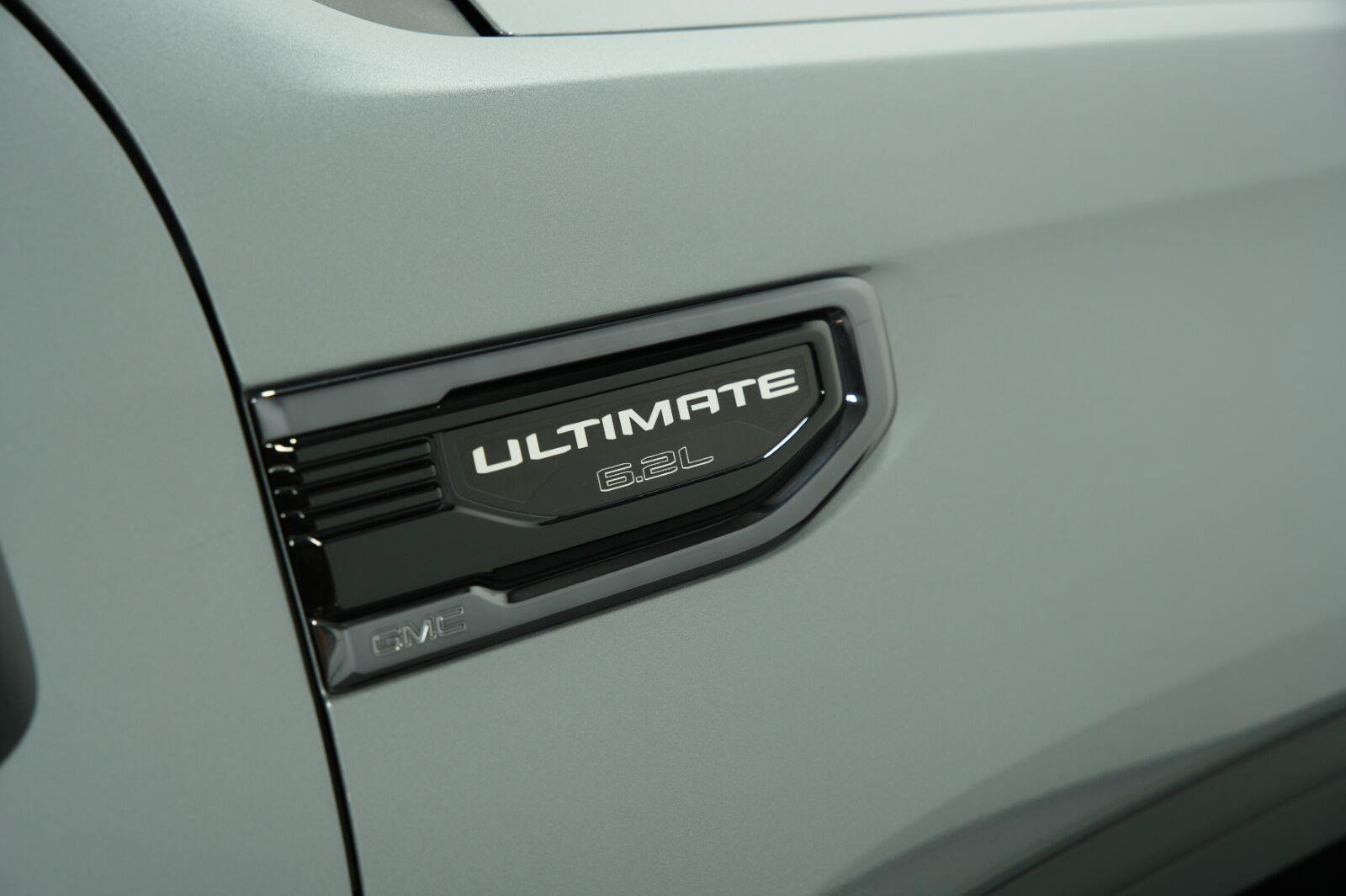 Certified 2025 GMC Sierra 1500 Denali Ultimate AWD/4WD image 32