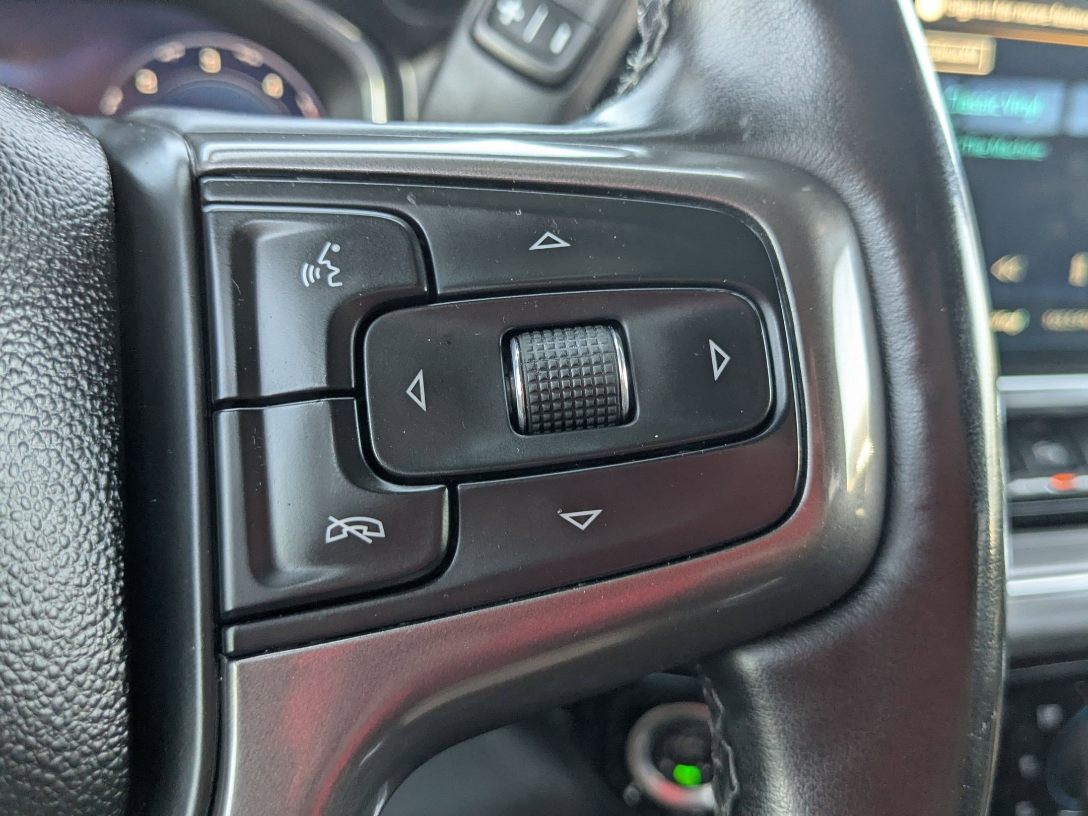 Used 2025 Chevrolet Silverado 3500 High Country w/ Technology Package AWD/4WD image 17
