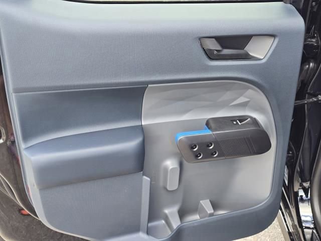 New 2025 Ford Maverick Lobo image 29