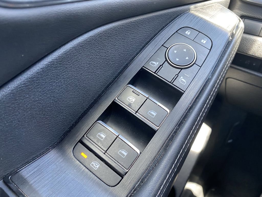 Used 2022 Nissan Rogue Platinum w/ Head-Up Display Package FWD image 8