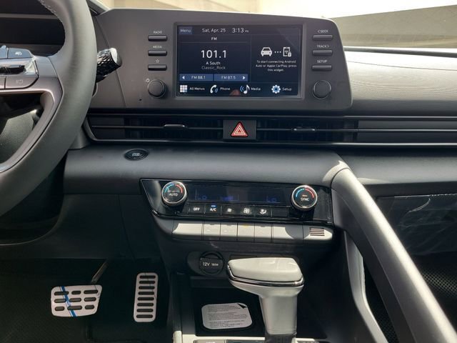 New 2026 Hyundai Elantra Sport FWD image 15