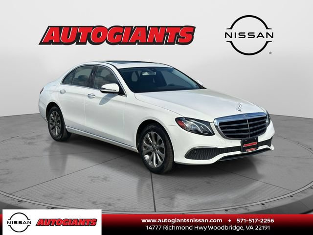 Used 2018 Mercedes-Benz E 300 4MATIC image 1
