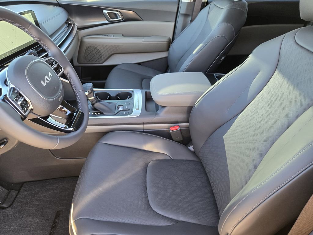 New 2026 Kia Carnival image 9