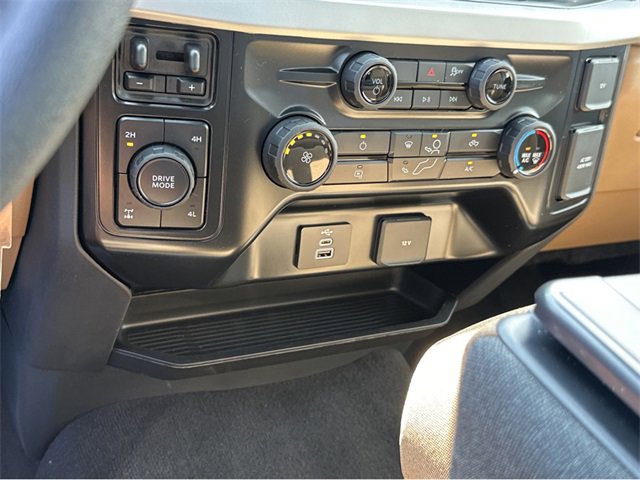 New 2025 Ford F250 XLT image 21