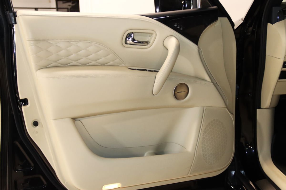 Used 2024 INFINITI QX80 Sensory AWD/4WD image 39