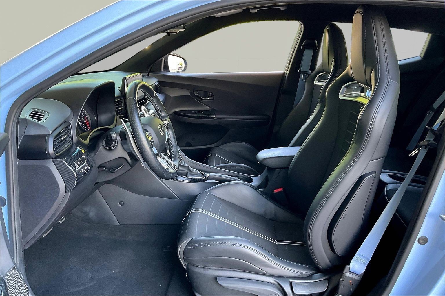 Used 2022 Hyundai Veloster N FWD image 19