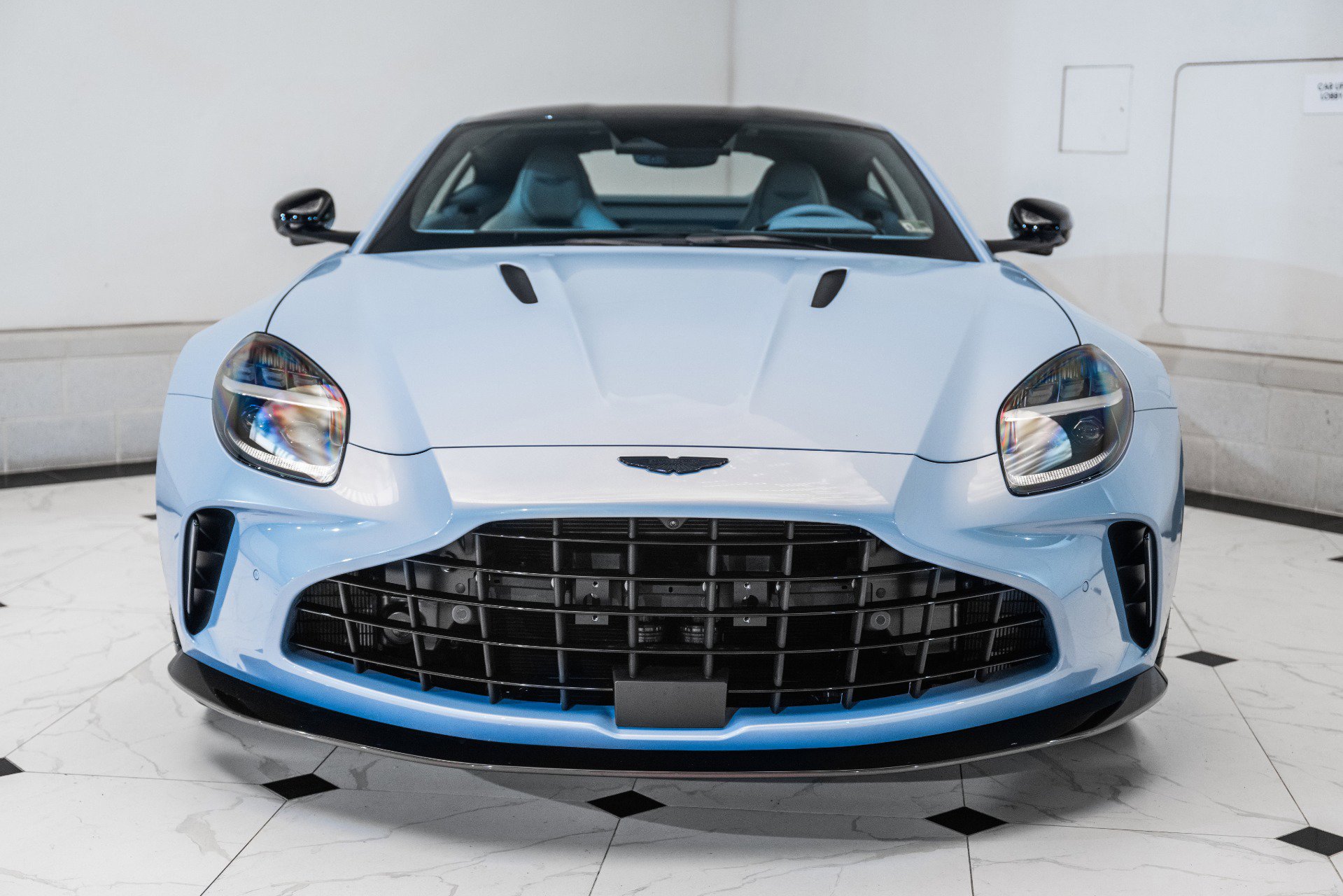 New 2026 Aston Martin V8 Vantage Coupe image 7