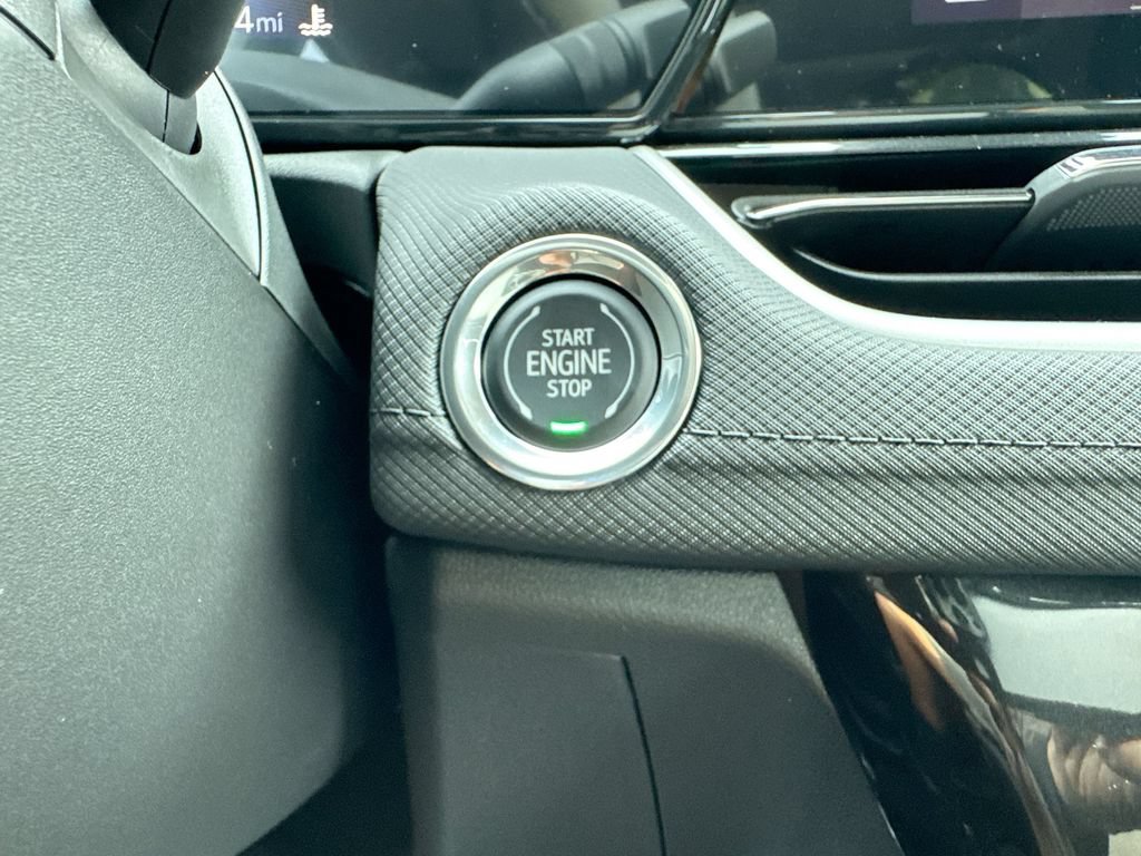 New 2026 Chevrolet TrailBlazer LT w/ LT Cold Weather Package FWD image 22