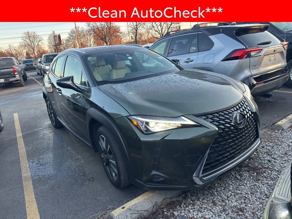 Used 2019 Lexus UX 200 image 3