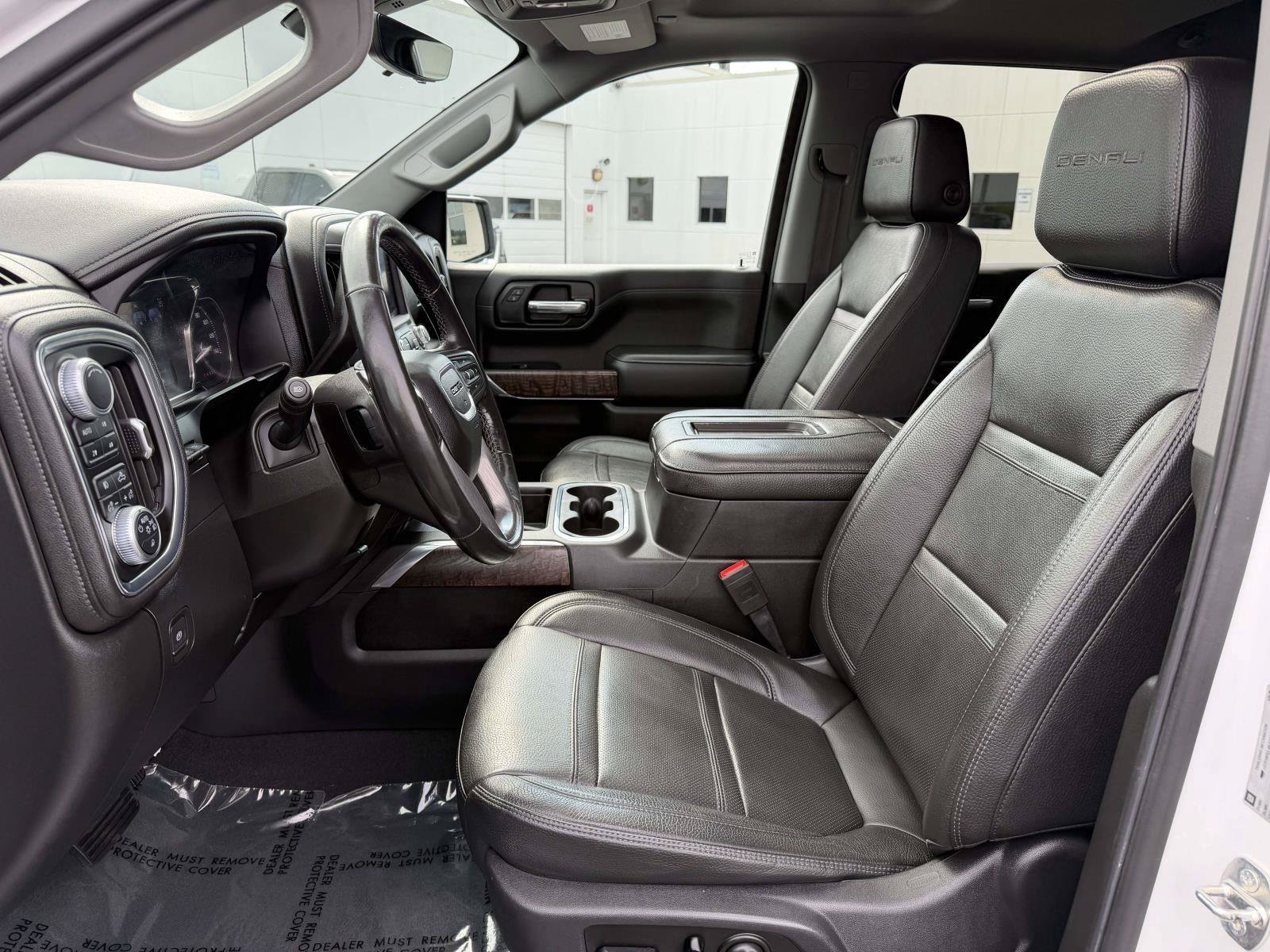 Used 2019 GMC Sierra 1500 Denali w/ Denali Ultimate Package AWD/4WD image 8