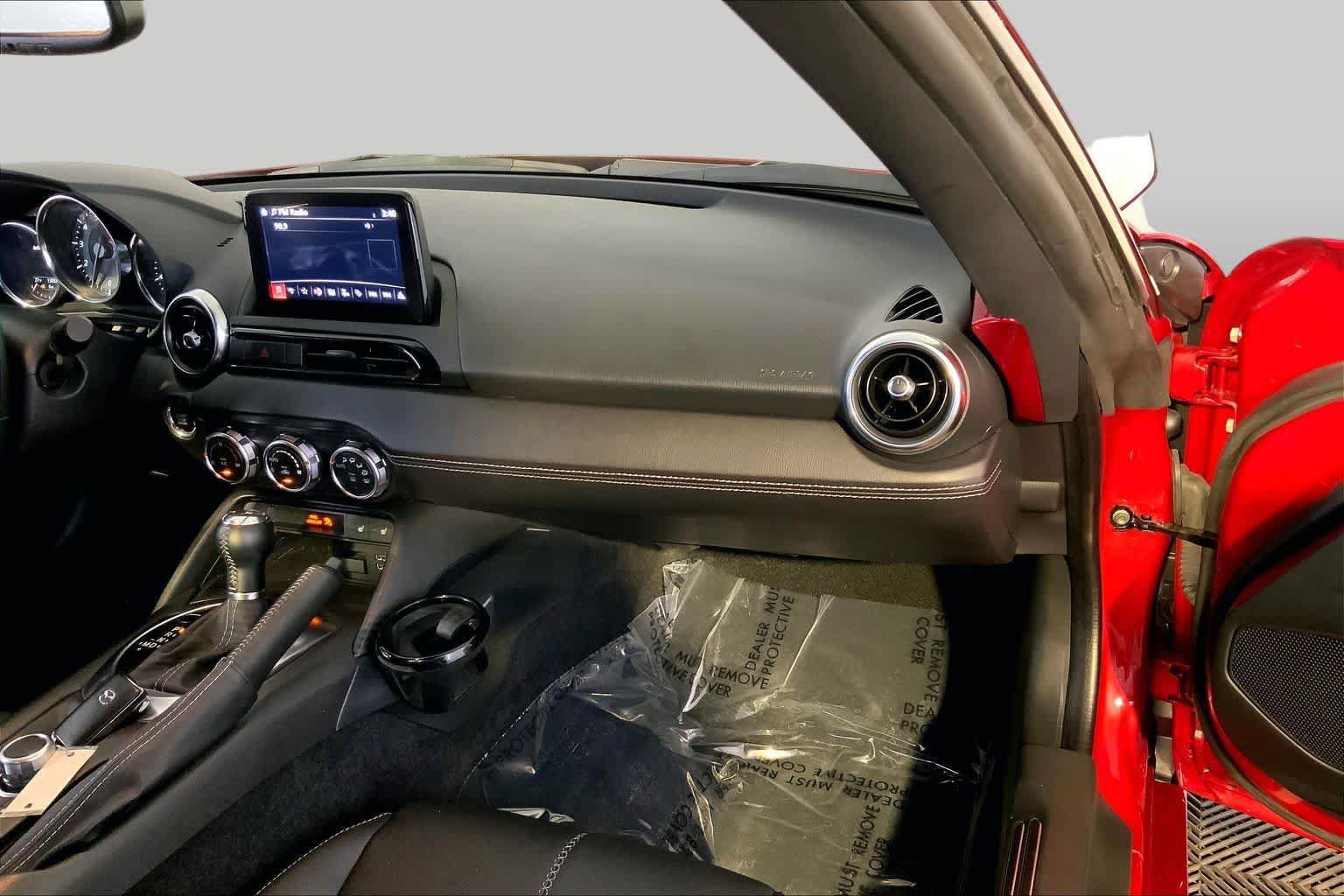 Used 2023 MAZDA MX-5 Miata Grand Touring RWD image 19