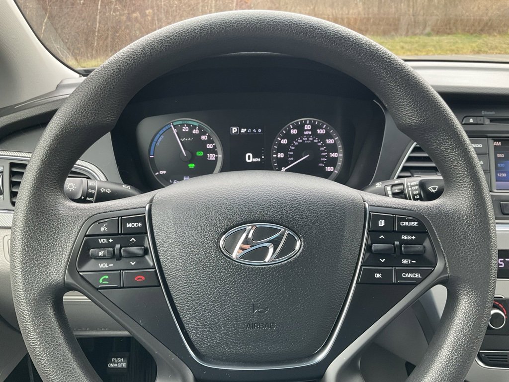 Used 2016 Hyundai Sonata SE image 9