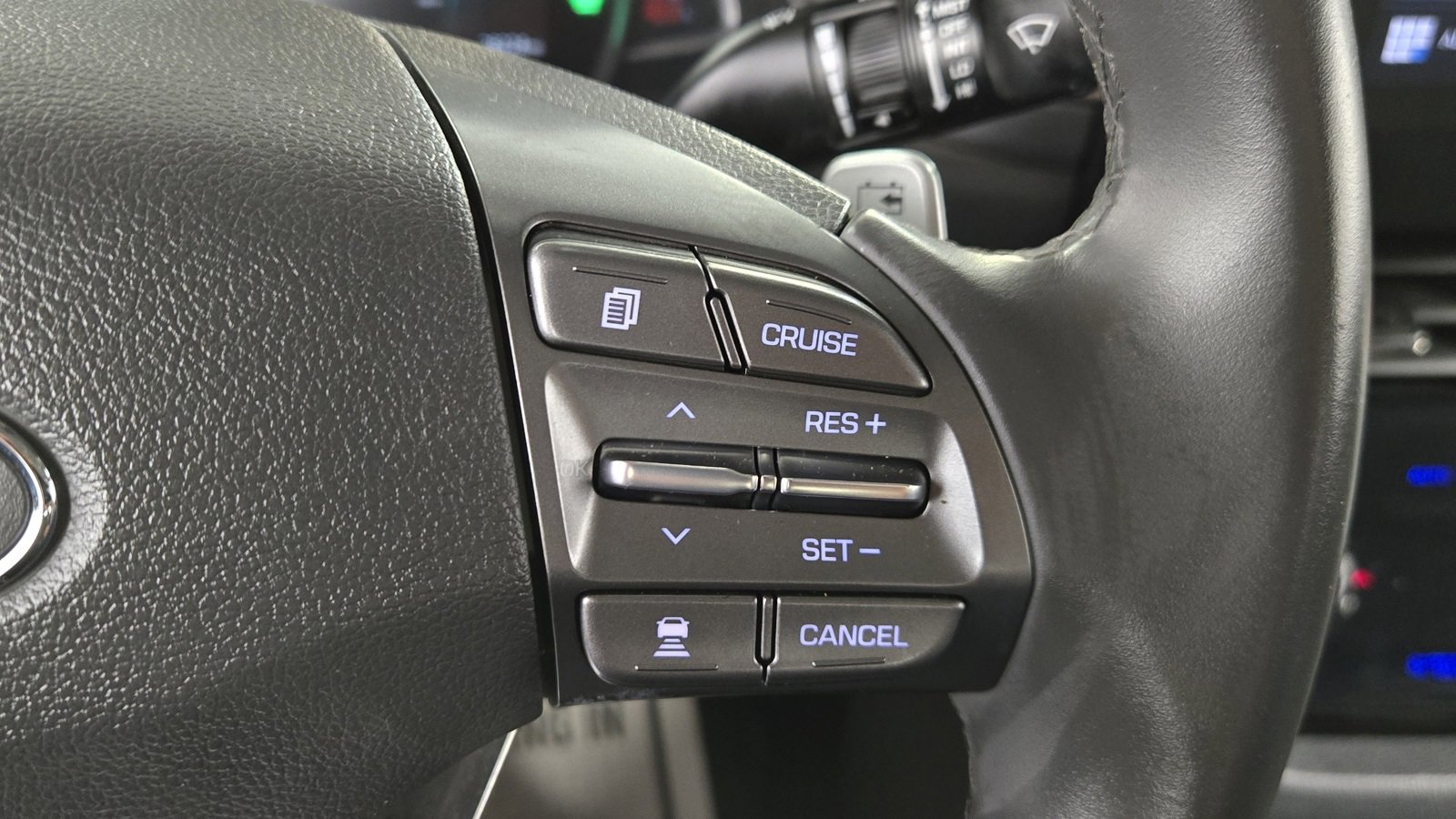 Used 2021 Hyundai Ioniq SE image 12