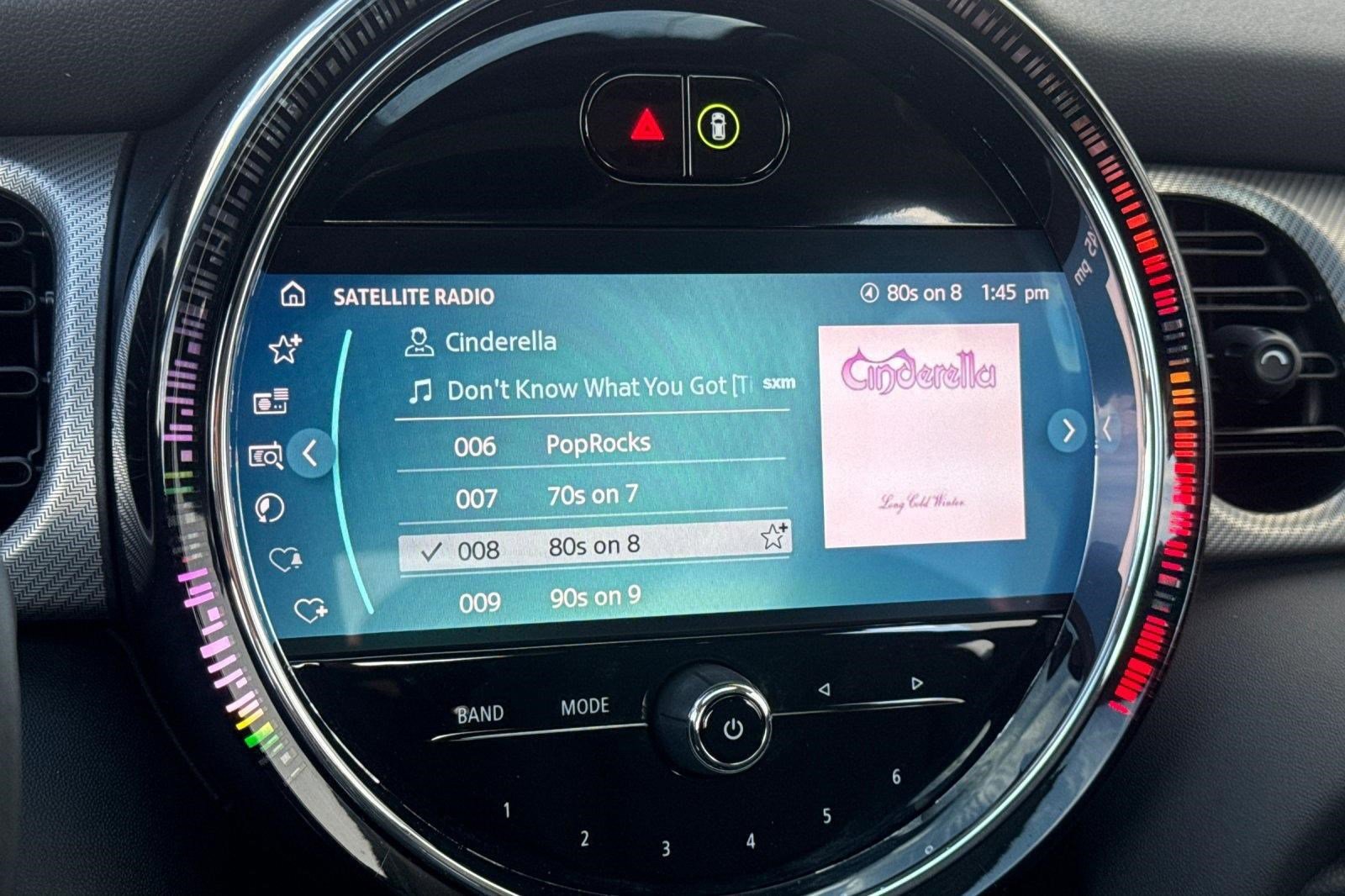 Used 2023 MINI Cooper 4-Door Hardtop image 25