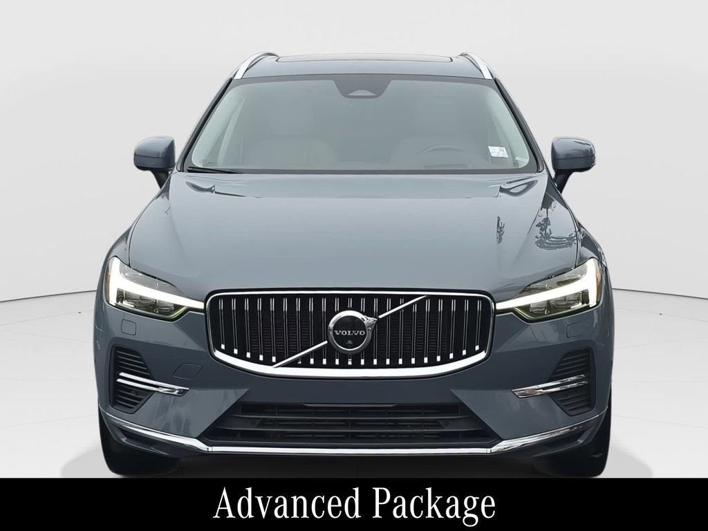 Used 2022 Volvo XC60 T8 Inscription w/ Advanced Package image 2