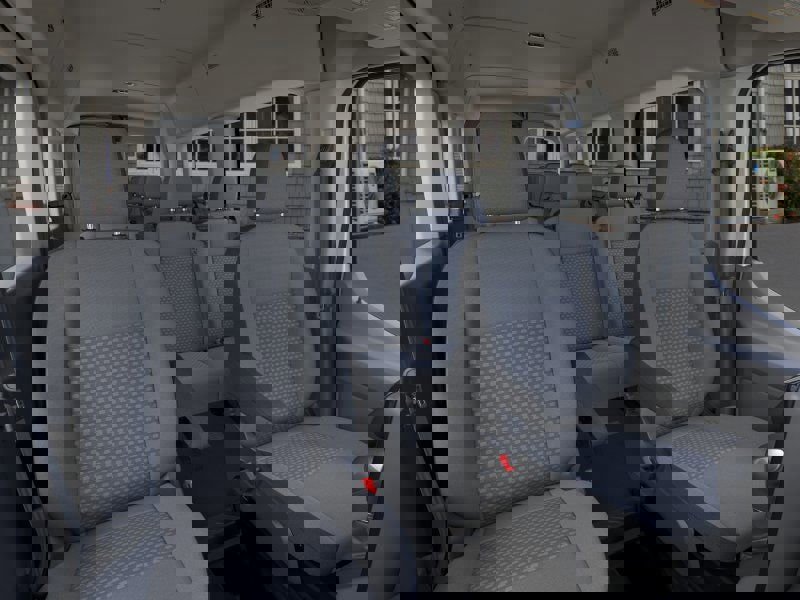 New 2025 Ford Transit 350 XL image 31