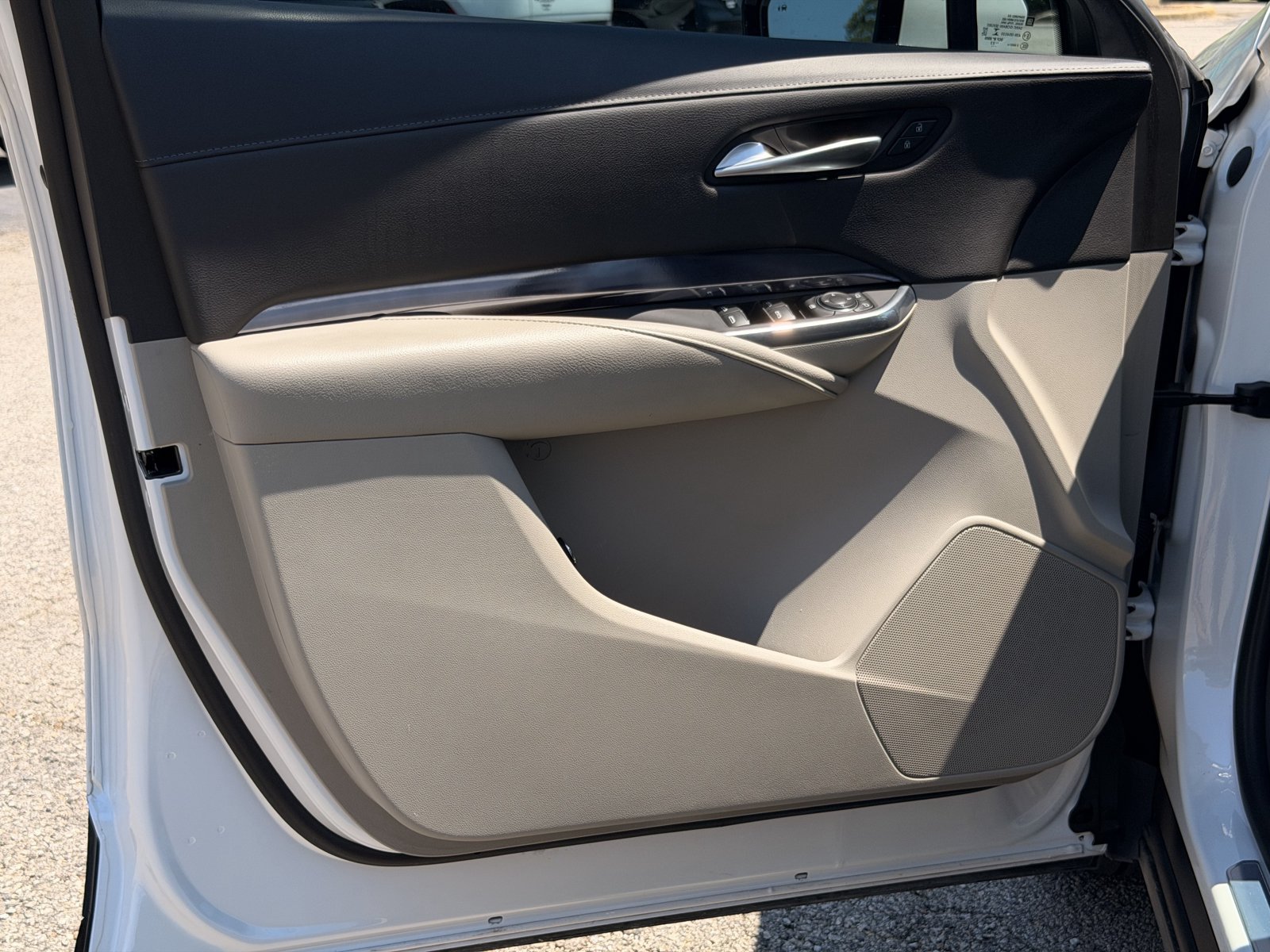 Used 2023 Cadillac XT4 Luxury FWD image 16