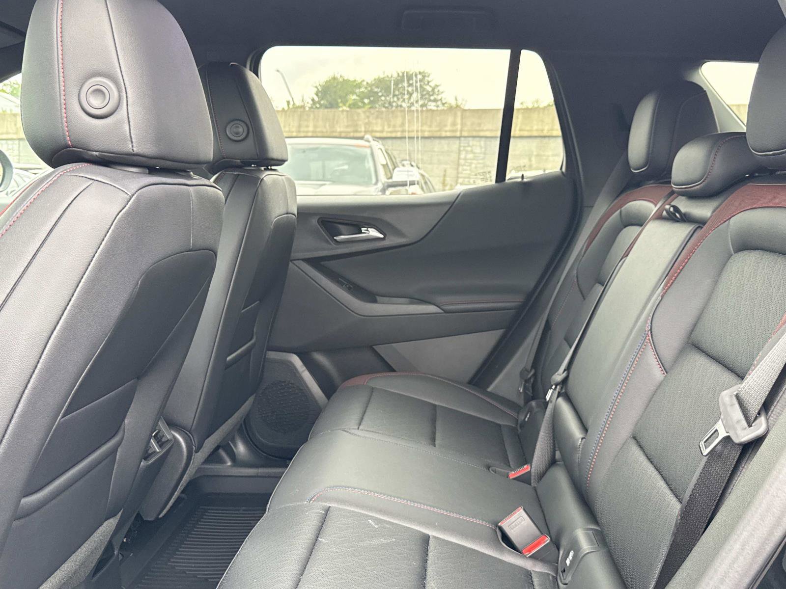 New 2026 Chevrolet Equinox RS image 18