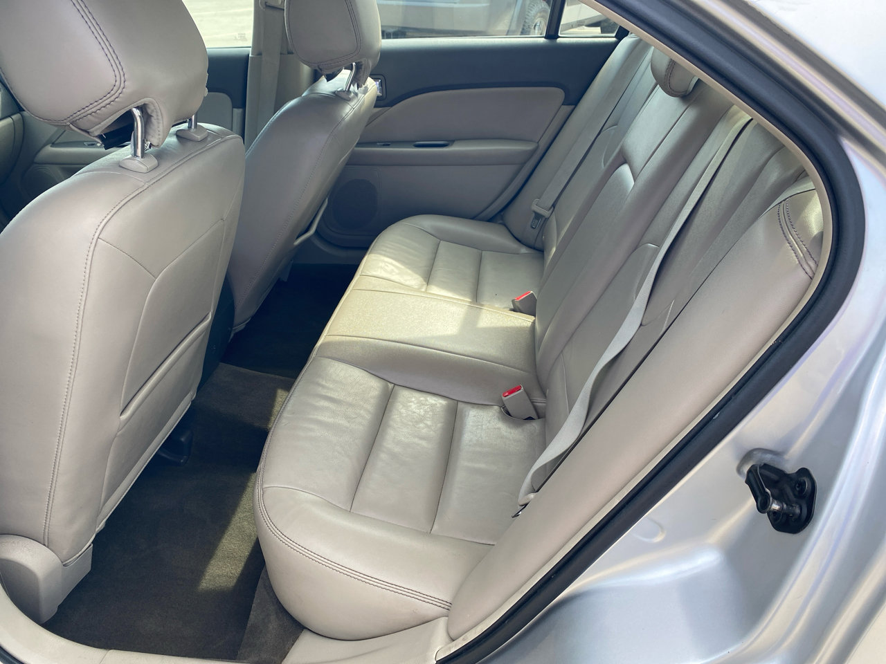 Used 2012 Ford Fusion SEL FWD image 13