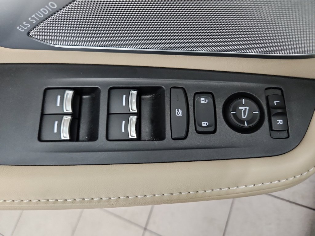 Used 2023 Acura RDX FWD w/ Technology Package image 11