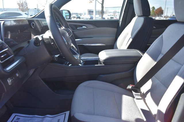 New 2026 Chevrolet Traverse LT w/ Sun and Wheel Package image 14