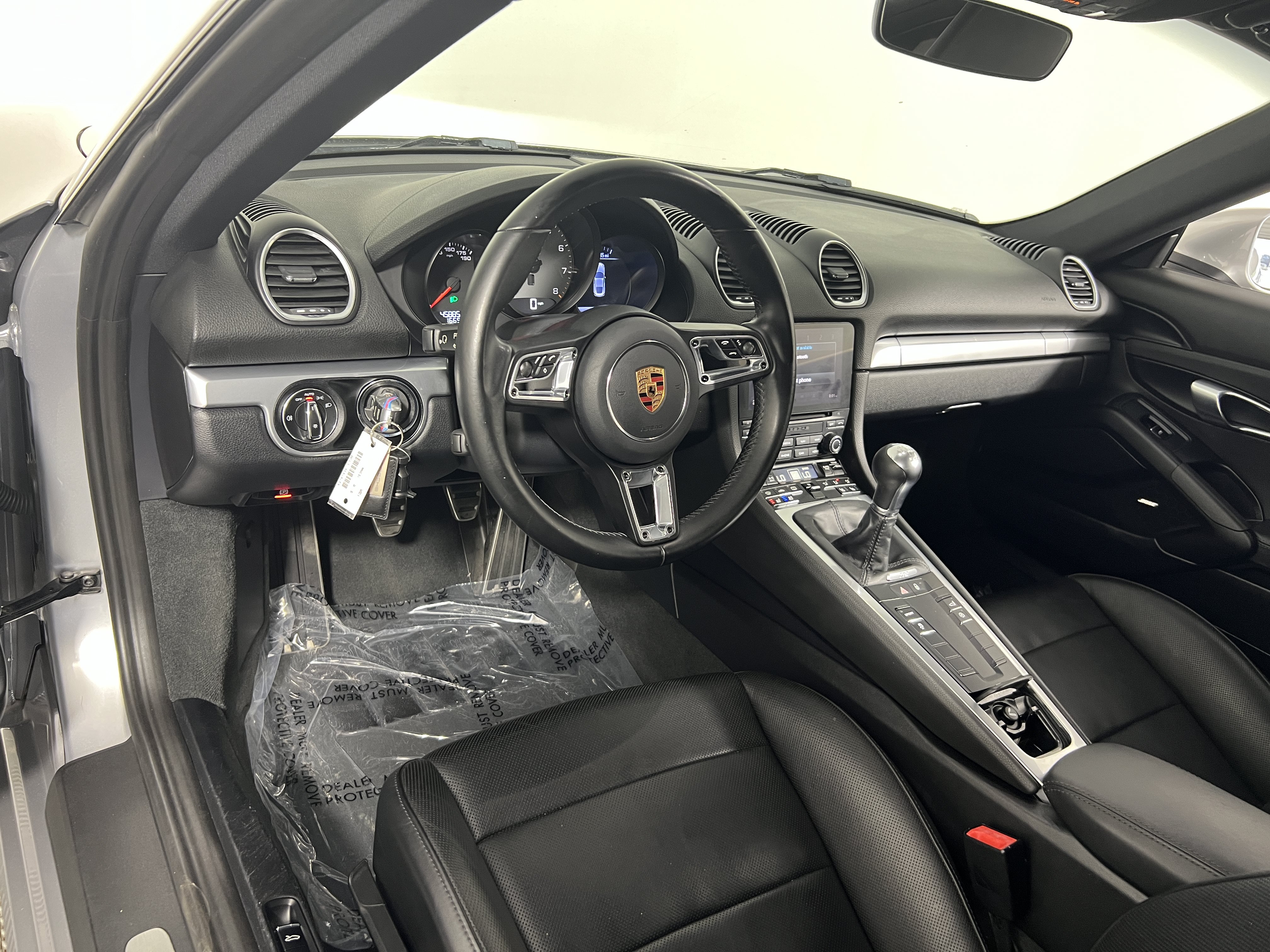 Certified 2018 Porsche 718 Cayman S RWD image 5
