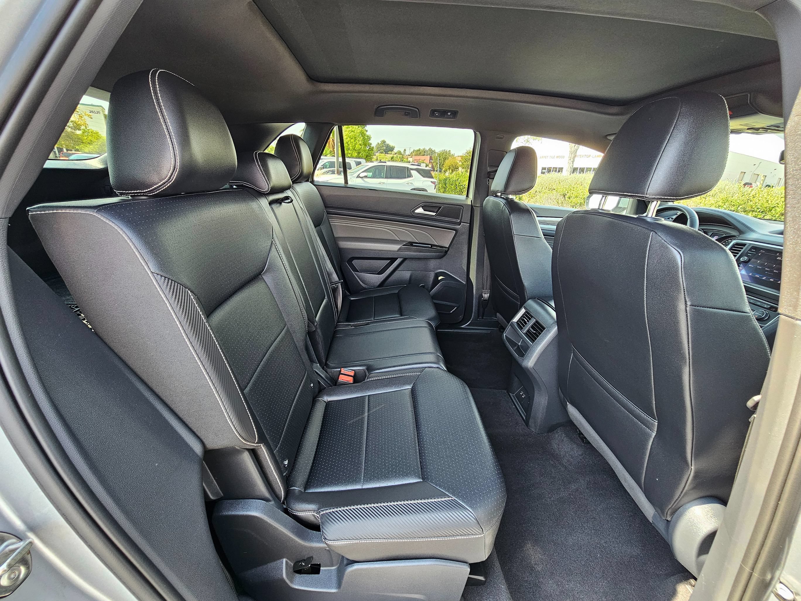 Used 2021 Volkswagen Atlas Cross Sport SE w/ Panoramic Sunroof Package AWD/4WD image 30