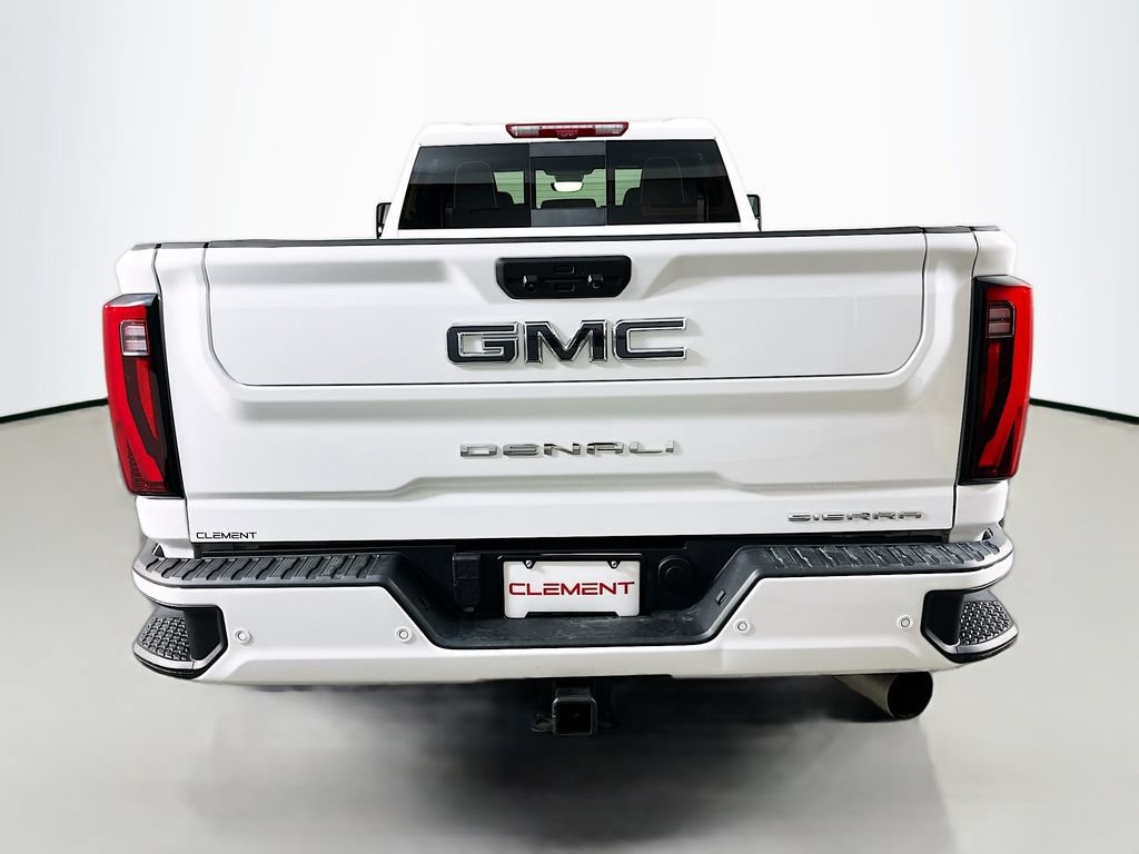 Used 2024 GMC Sierra 3500 Denali Ultimate AWD/4WD image 8