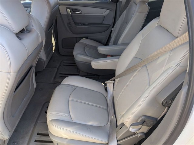 Used 2015 Chevrolet Traverse LT image 24