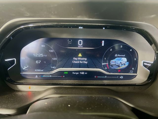 Used 2024 GMC Yukon XL Denali w/ Max Trailering Package image 14