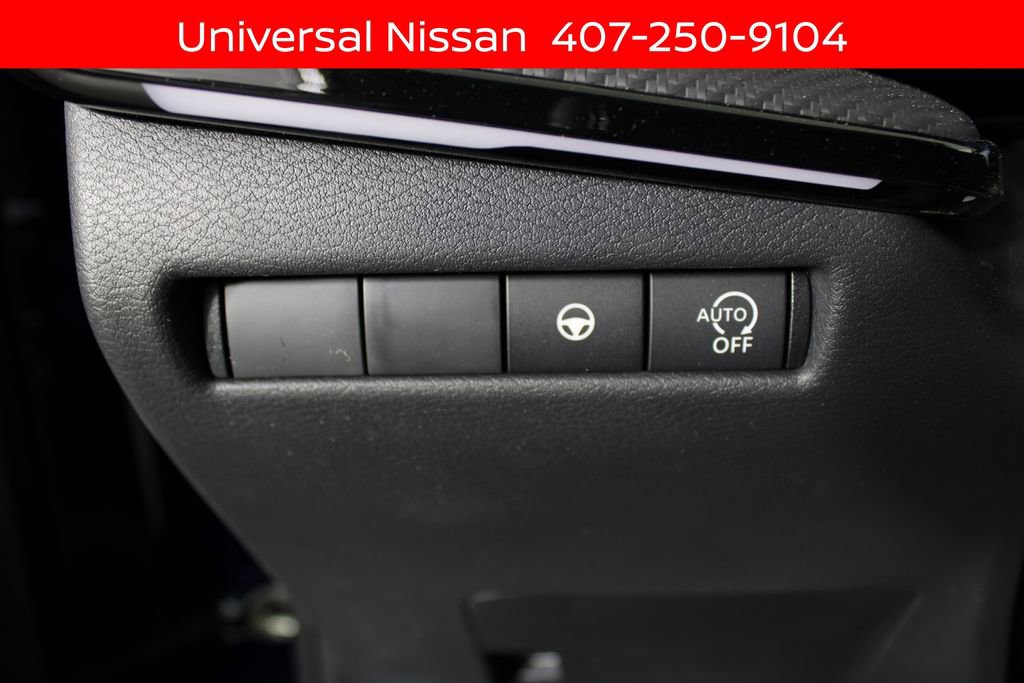 New 2025 Nissan Kicks SR image 22