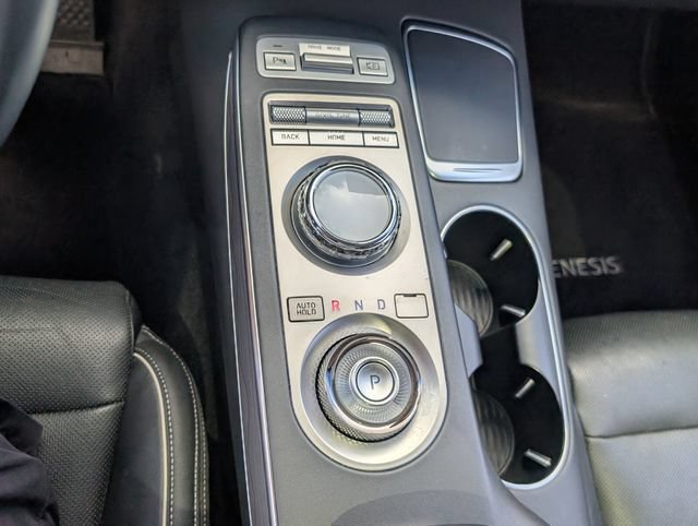 Used 2022 Genesis GV70 2.5T w/ Advanced Package AWD/4WD image 27
