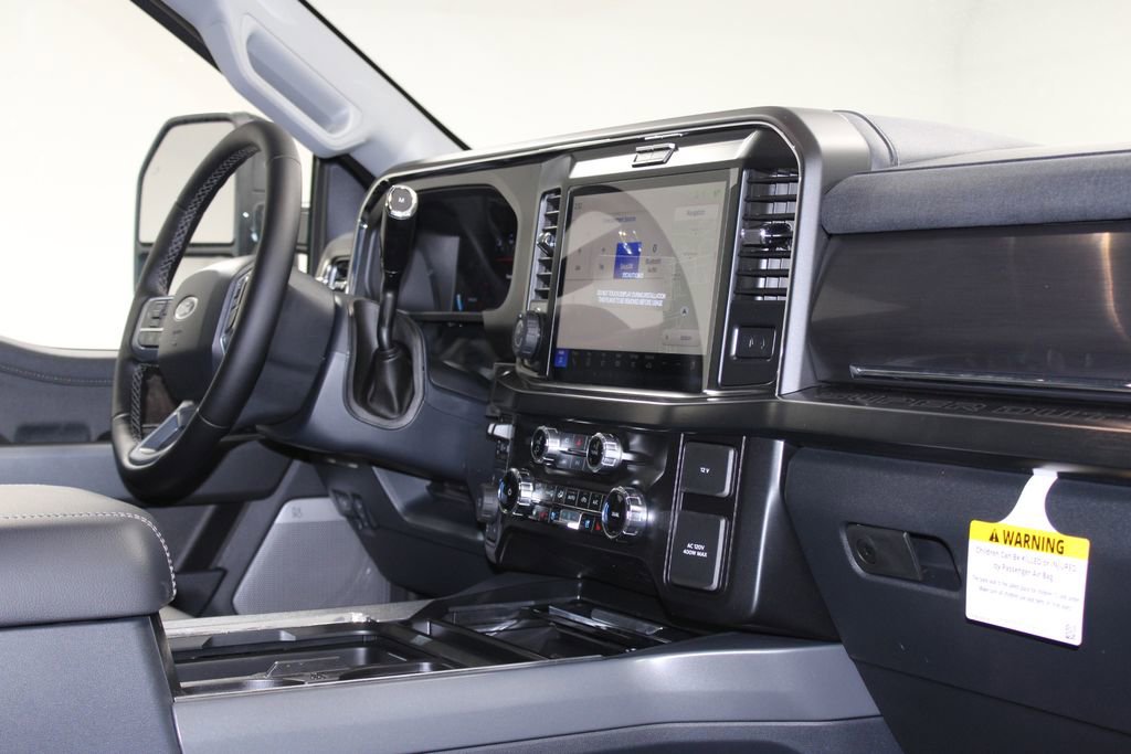 New 2025 Ford F250 Lariat w/ Lariat Ultimate Package image 31