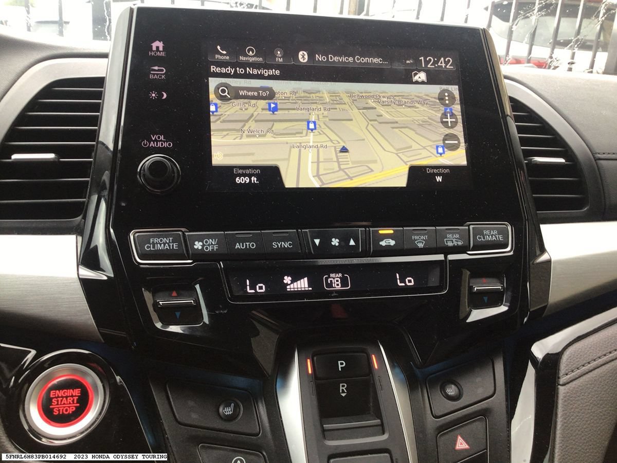 Used 2023 Honda Odyssey Touring image 16