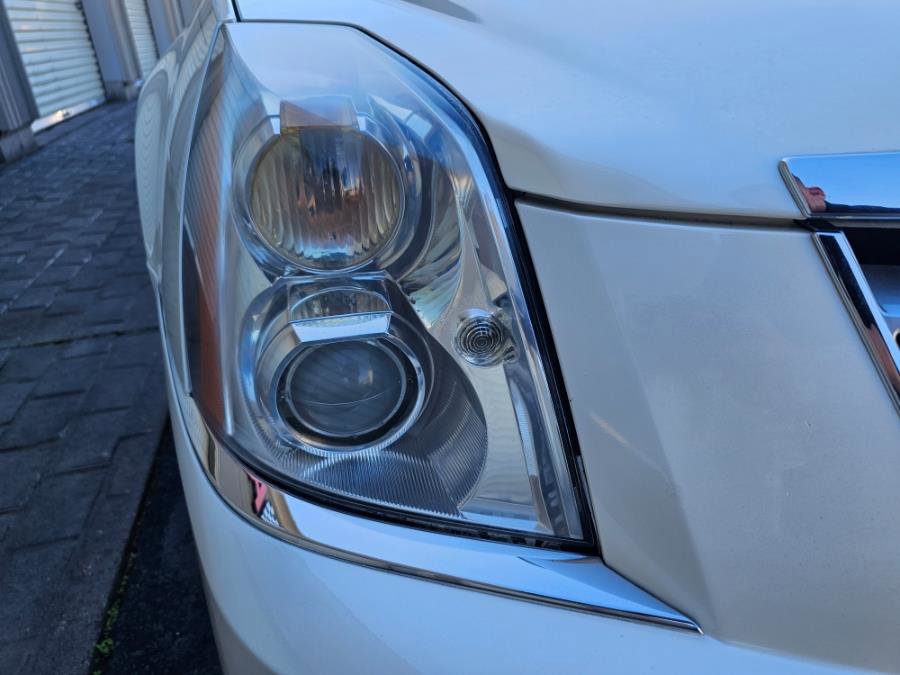 Used 2008 Cadillac DTS w/ Sun And Navigation Package FWD image 28