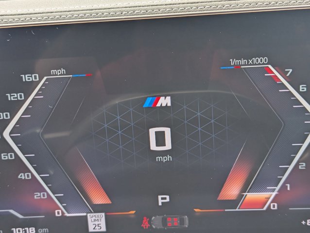 Used 2025 BMW M440i Convertible w/ Premium Package RWD image 11