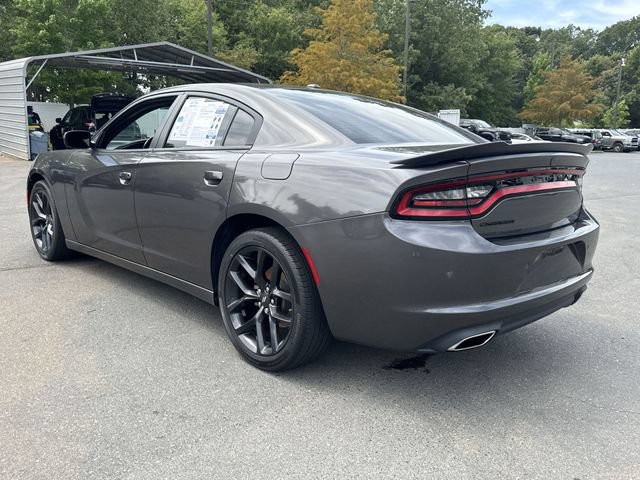 Used 2022 Dodge Charger SXT w/ Blacktop Package RWD image 11