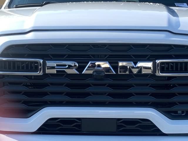 New 2026 RAM 2500 Big Horn AWD/4WD image 10