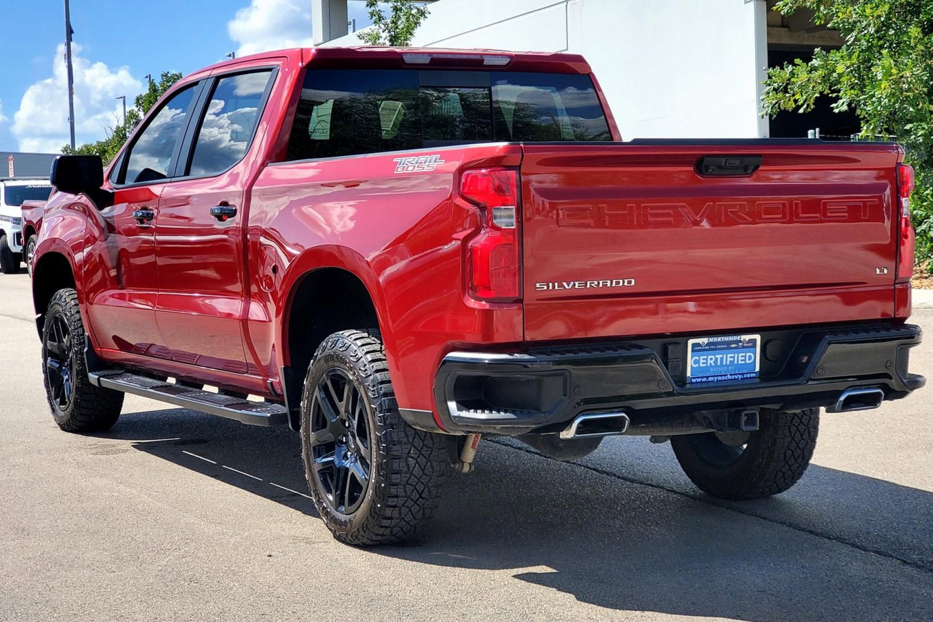 Used 2024 Chevrolet Silverado 1500 LT Trail Boss w/ LT Trail Boss Premium Package image 6