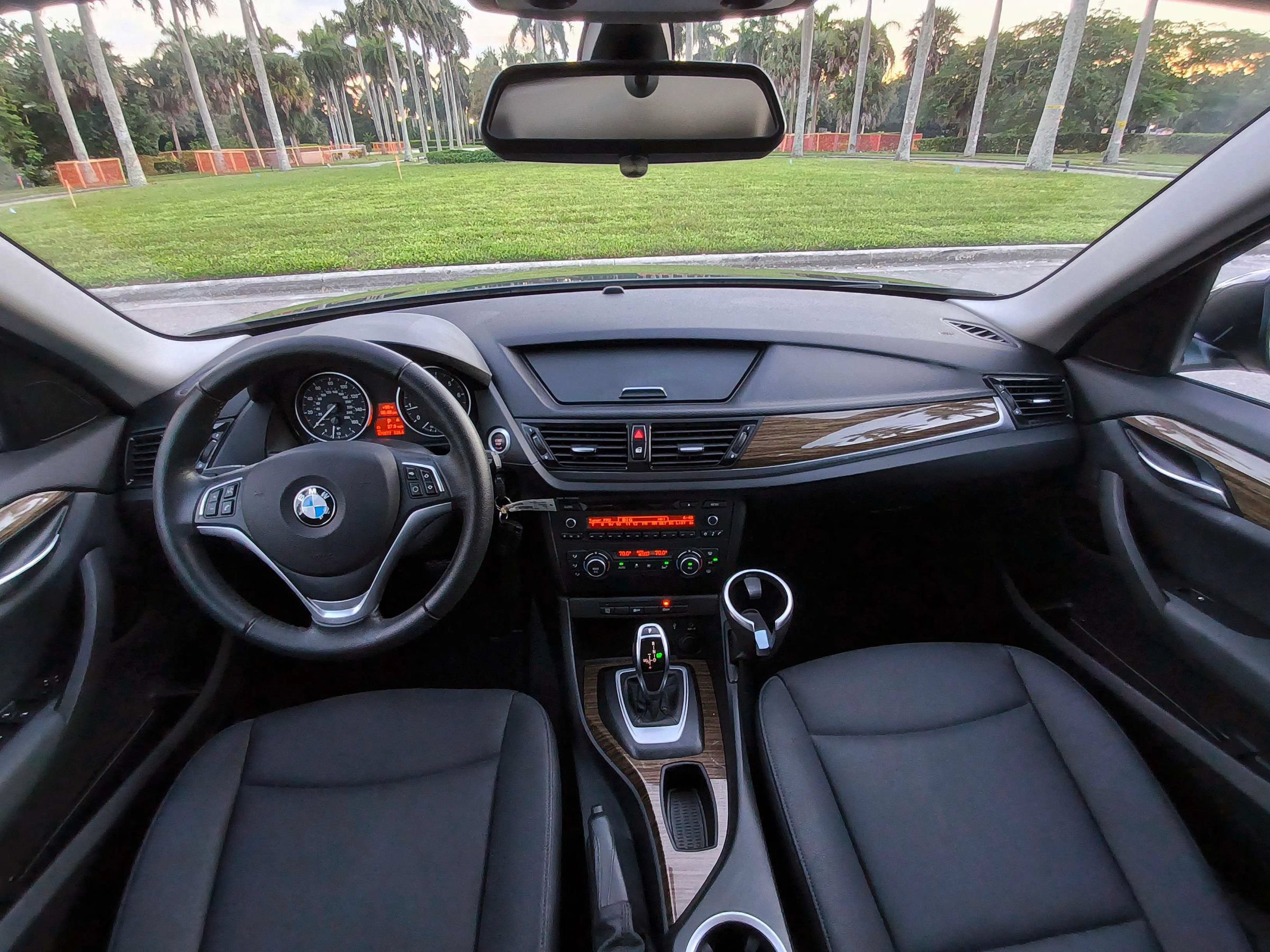 Used 2015 BMW X1 sDrive28i RWD image 11