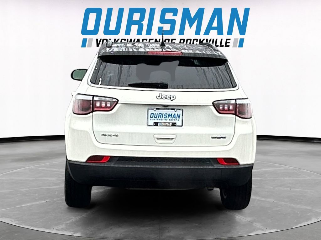 Used 2020 Jeep Compass Latitude w/ Popular Equipment Group image 5