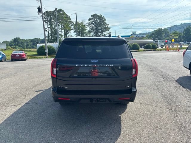 Used 2025 Ford Expedition Max Active AWD/4WD image 10