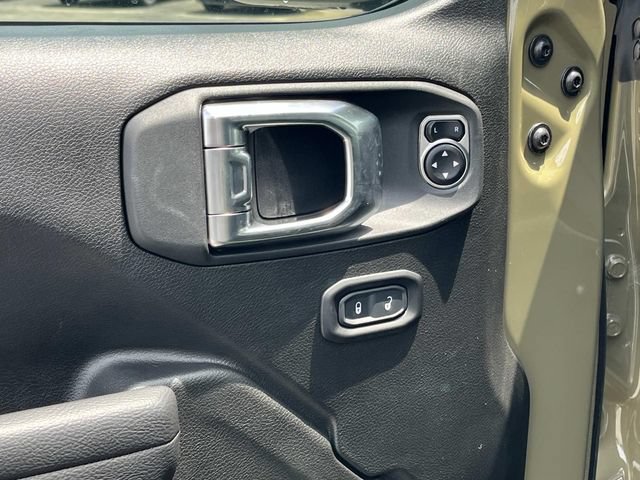 New 2025 Jeep Gladiator Sport AWD/4WD image 22