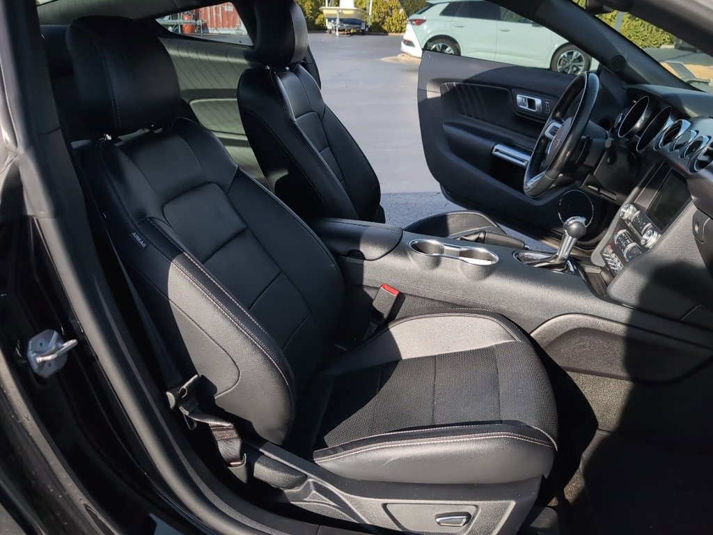 Used 2018 Ford Mustang GT Premium w/ GT Performance Package image 10