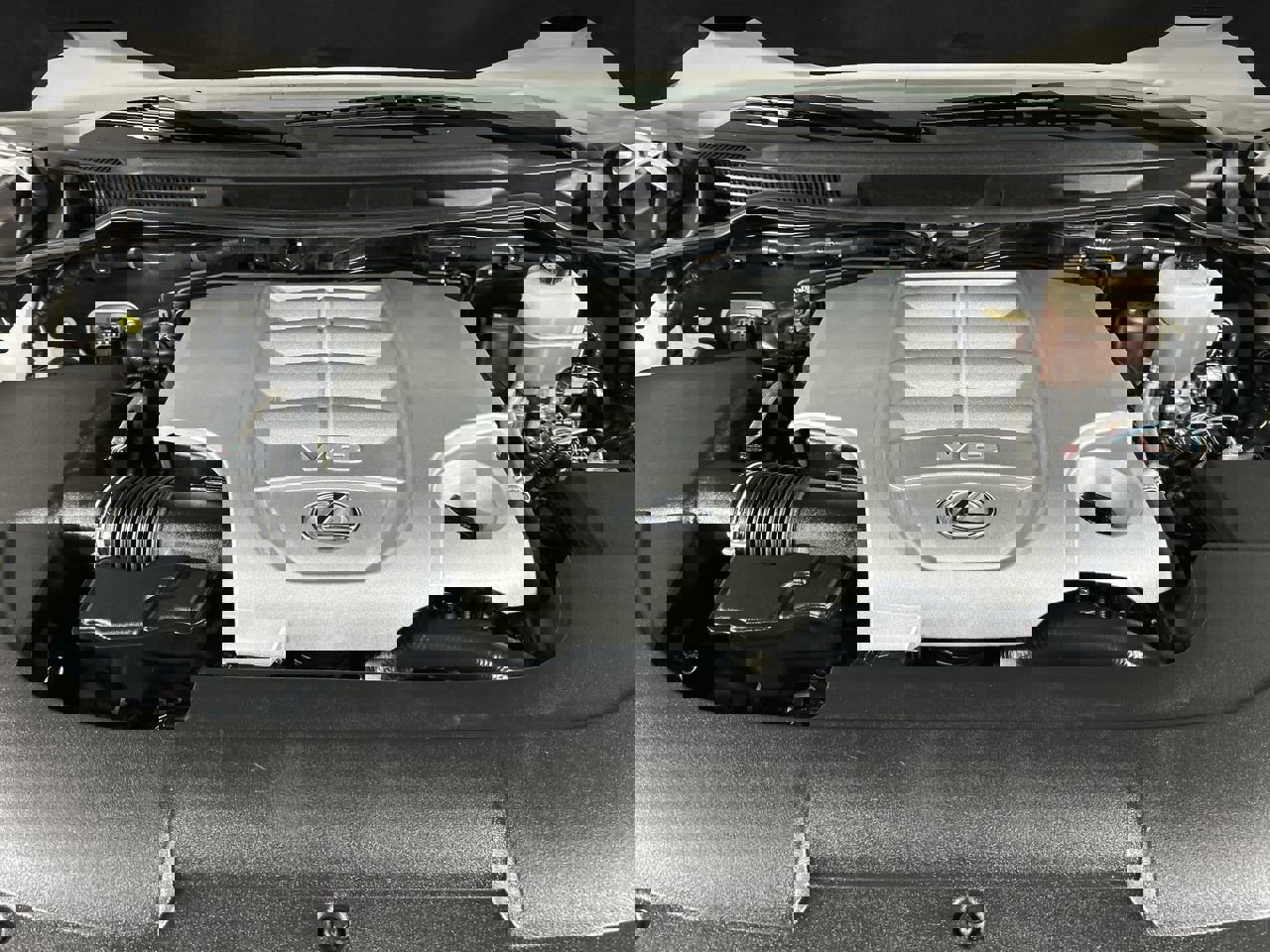 Used 2018 Lexus LX 570 4WD image 11