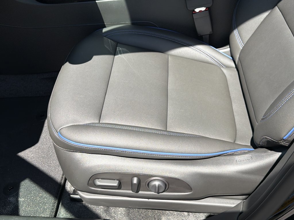New 2026 Buick Envista Sport Touring w/ Convenience I Package FWD image 25