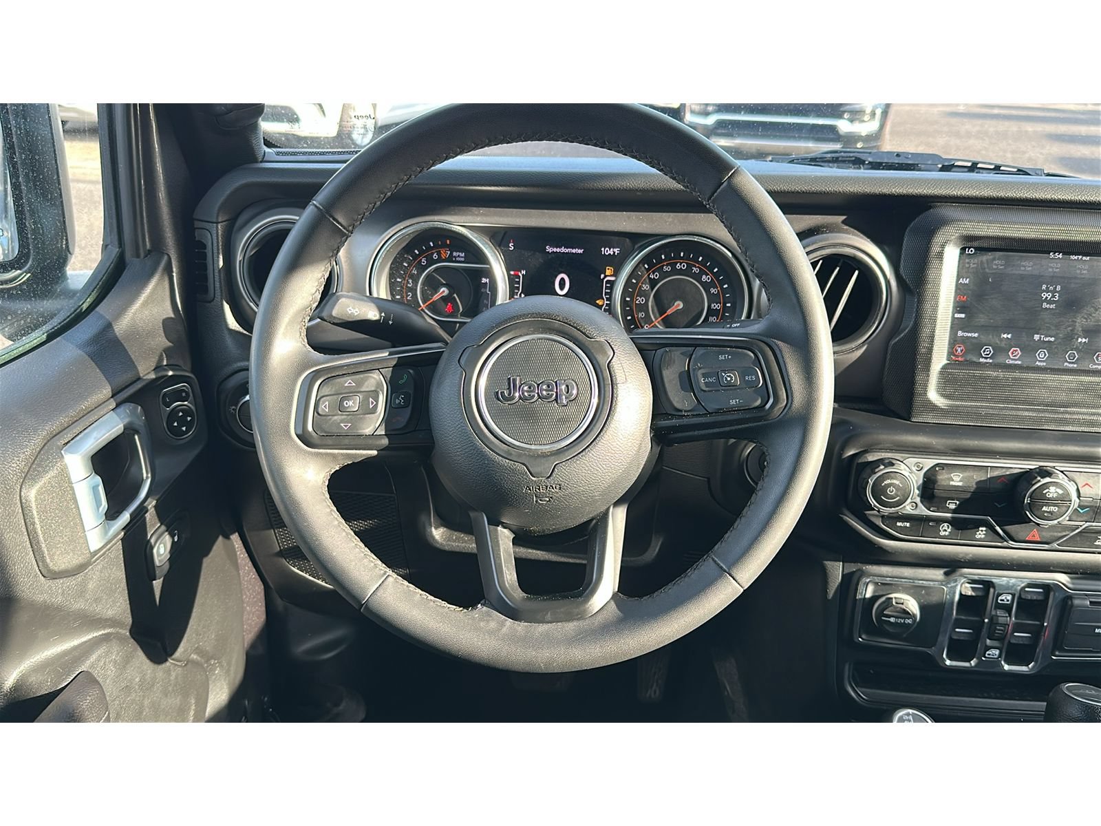 Used 2023 Jeep Gladiator Sport AWD/4WD image 22